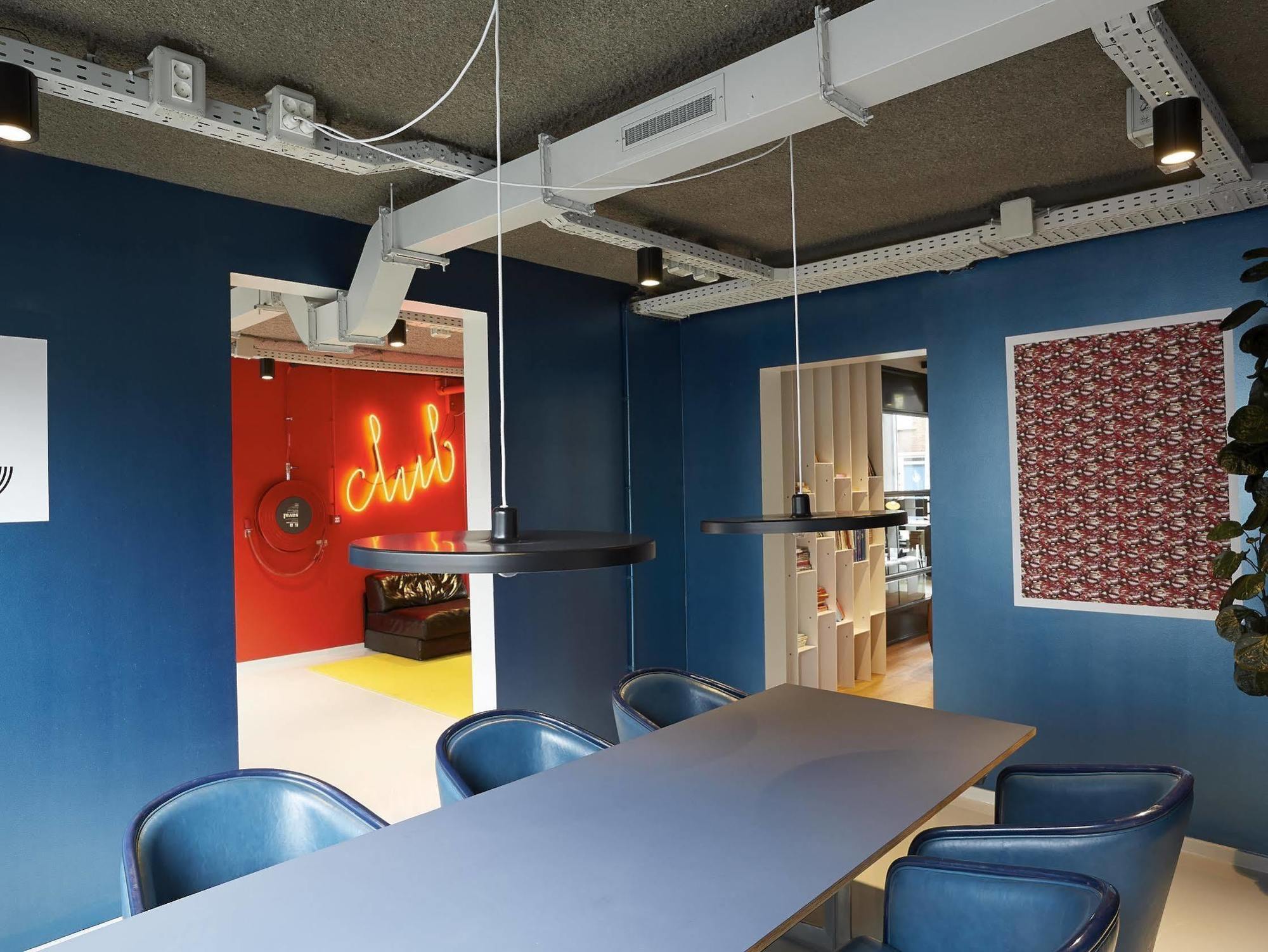 The Social Hub 3*